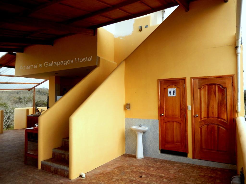 Ariana'S Galapagos Hostal Puerto Ayora  Exterior foto